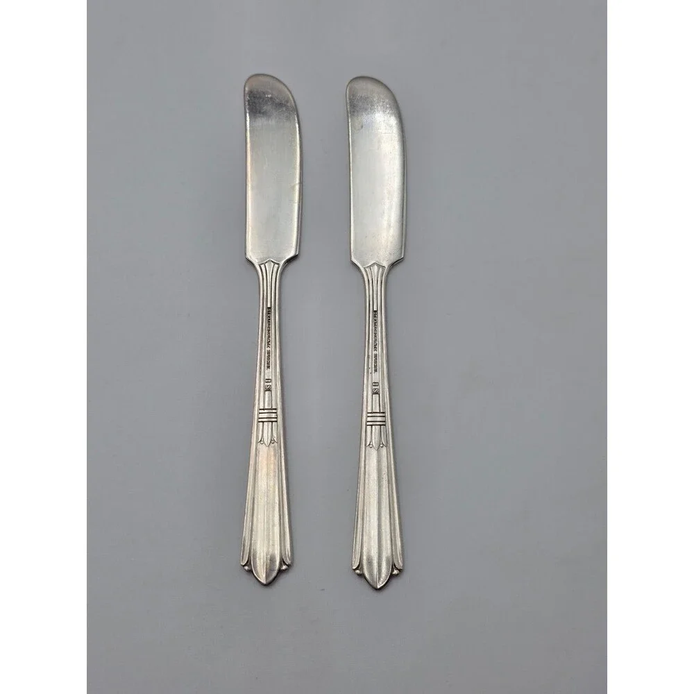 2 Butter Knife StratfordPlate Special Marked IS